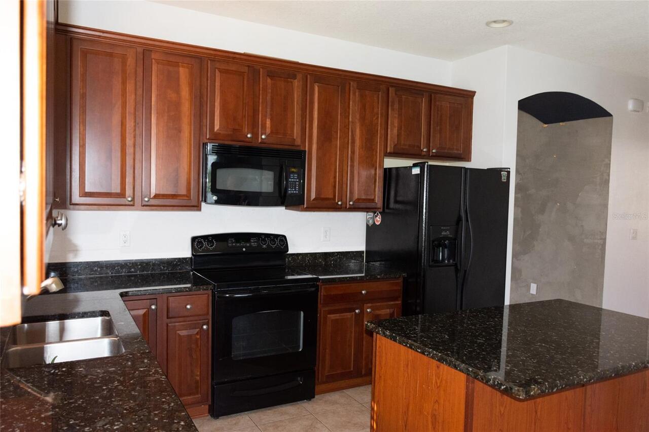 Listing Photo 7