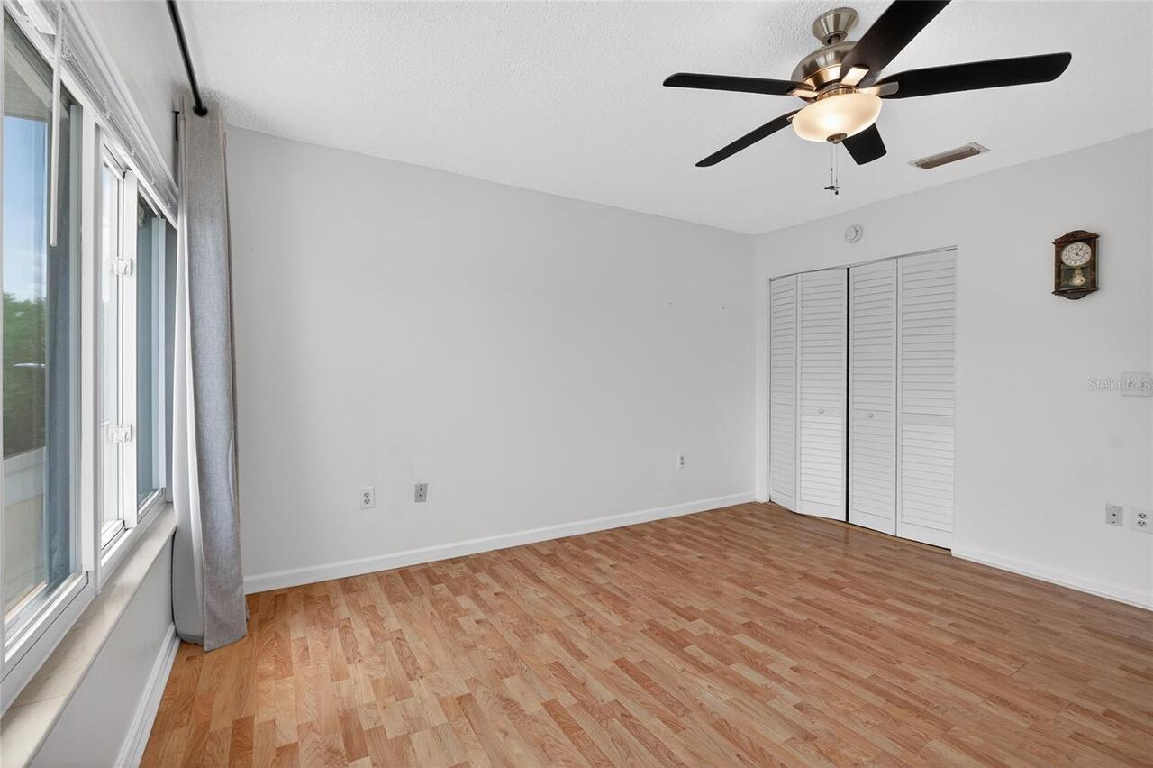 Listing Photo 33