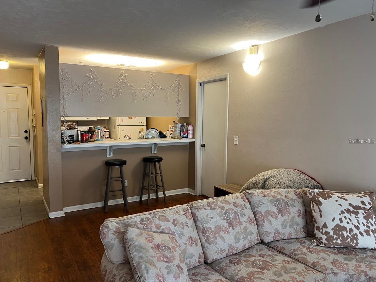 Listing Photo 6