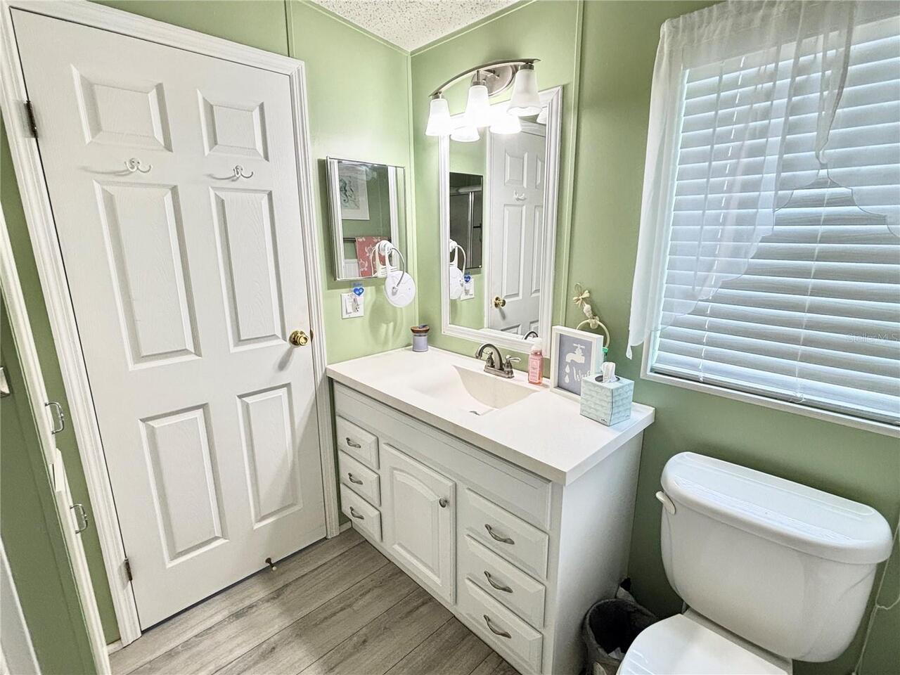 Listing Photo 19