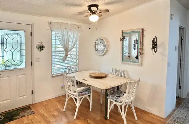 Listing Photo 11