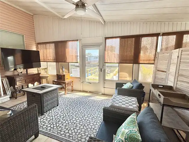 Listing Photo 28