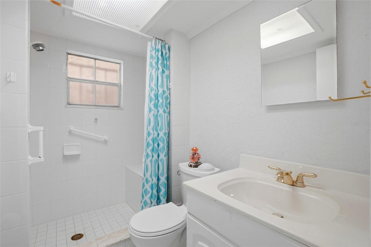 Listing Photo 13