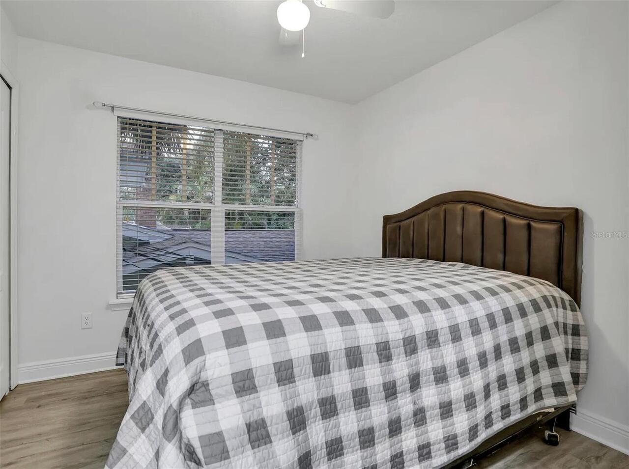 Listing Photo 24