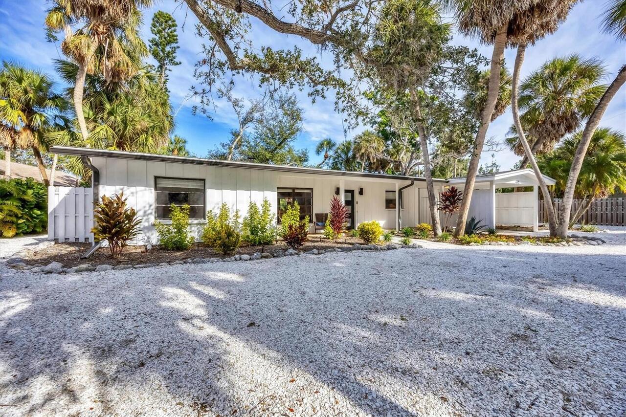 Sarasota Real Estate
