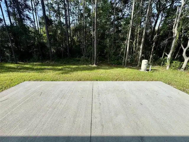 Listing Photo 9