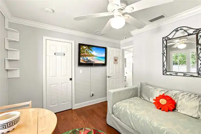 Listing Photo 25