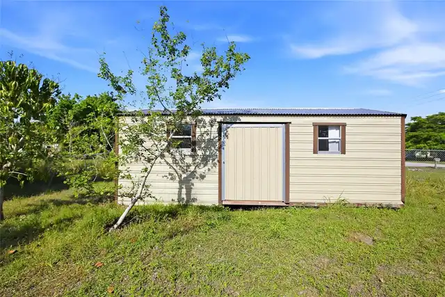 Listing Photo 34