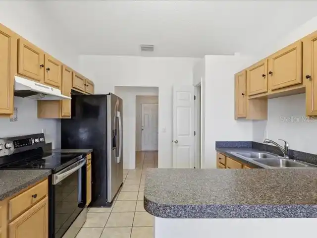 Listing Photo 17