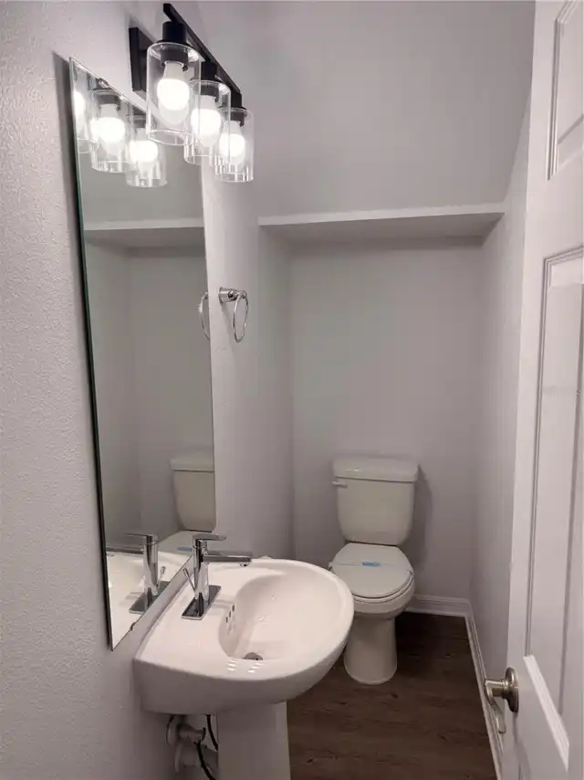 Listing Photo 11