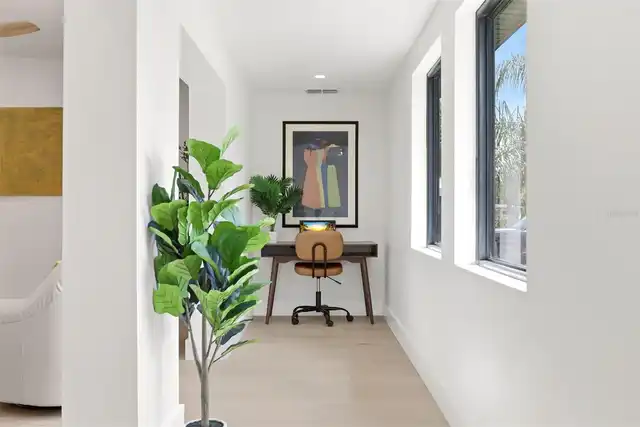 Listing Photo 8