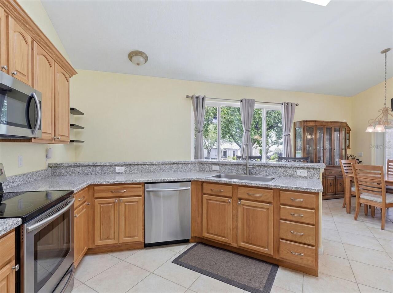 Listing Photo 7