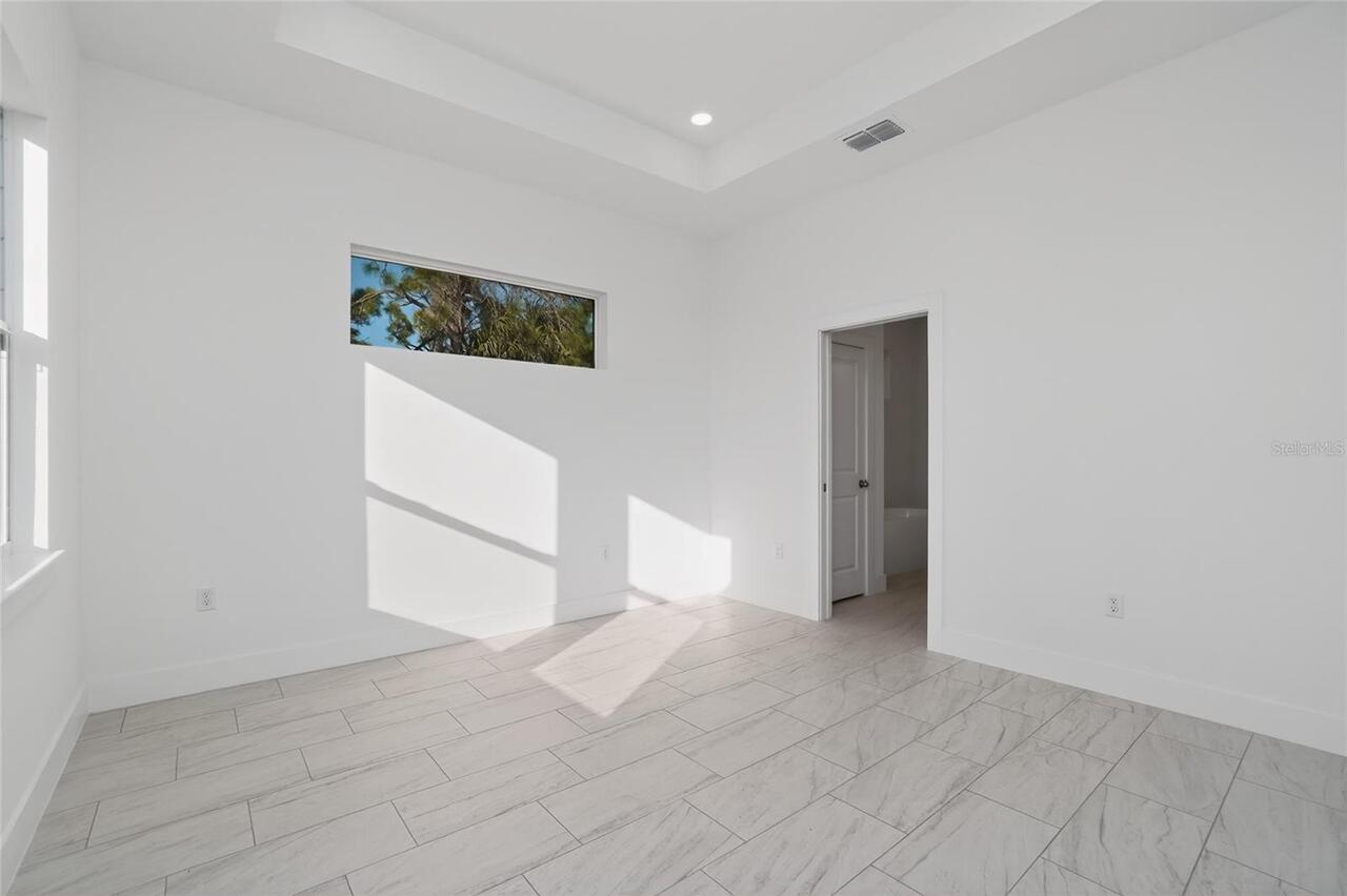 Listing Photo 33