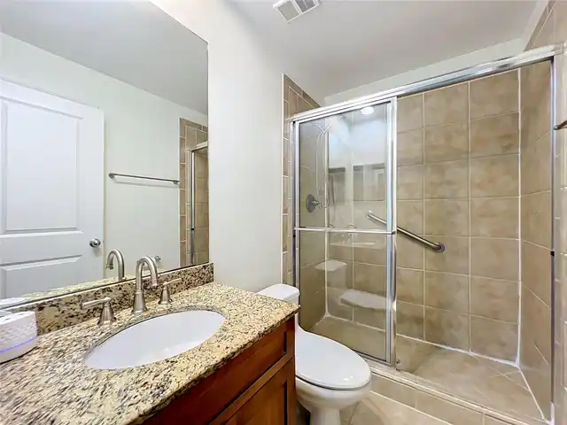 Listing Photo 9