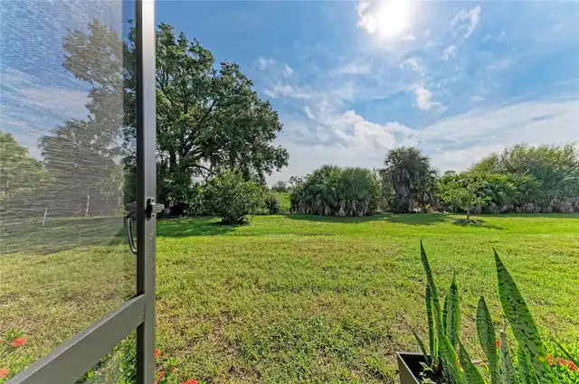 Listing Photo 33