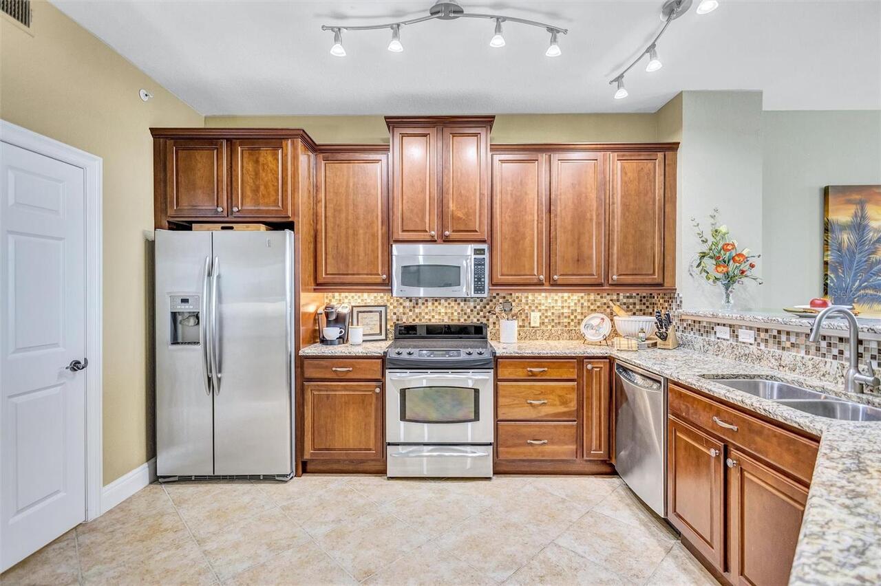 Listing Photo 7