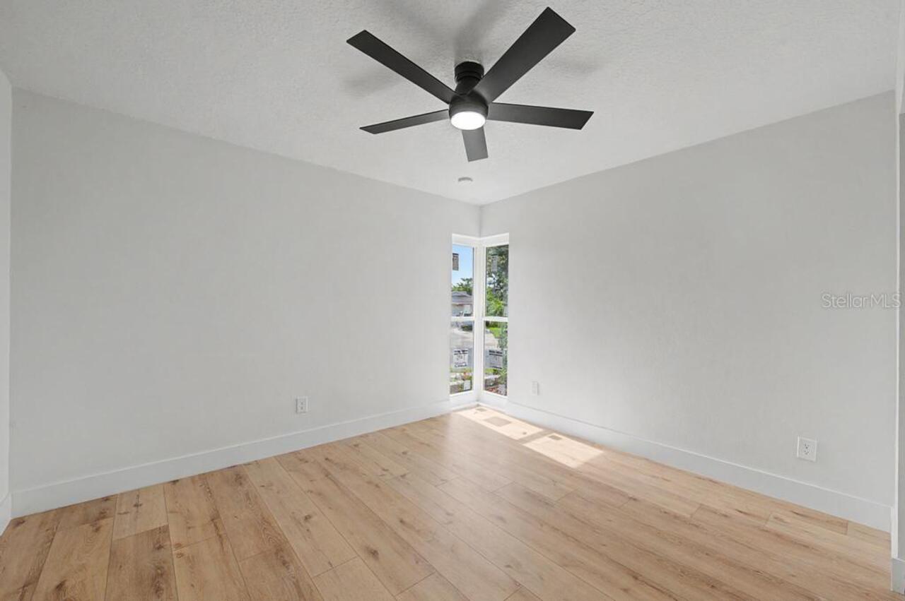 Listing Photo 27