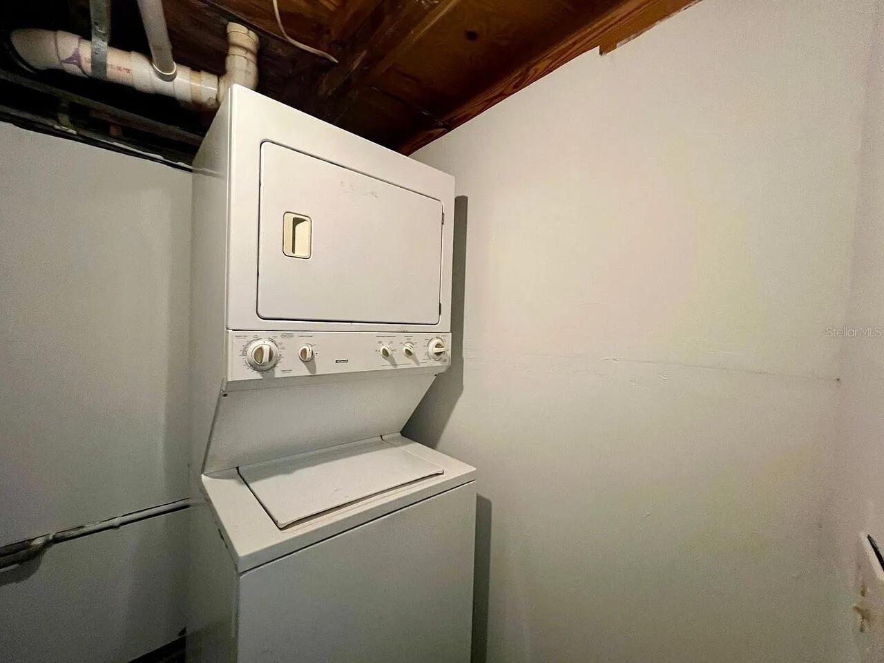 Listing Photo 10
