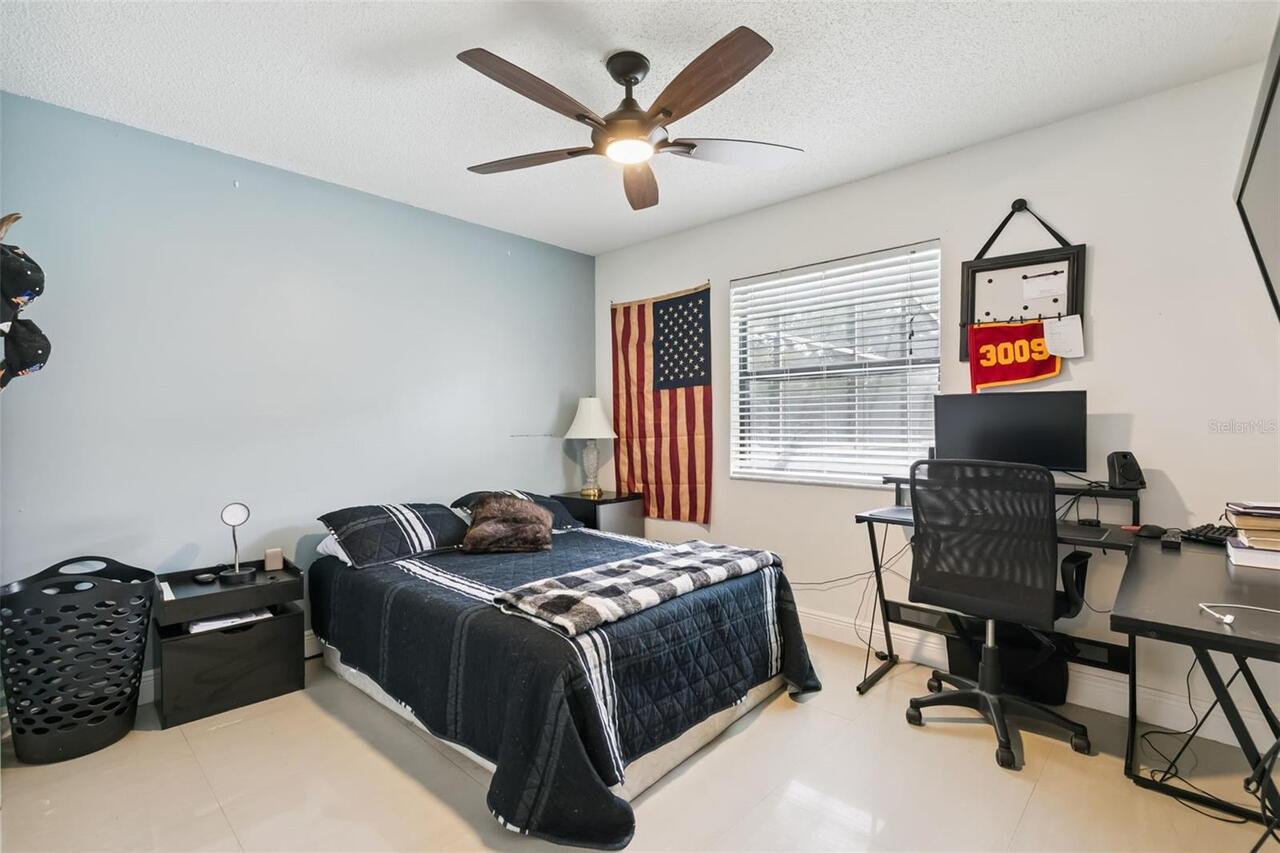 Listing Photo 12