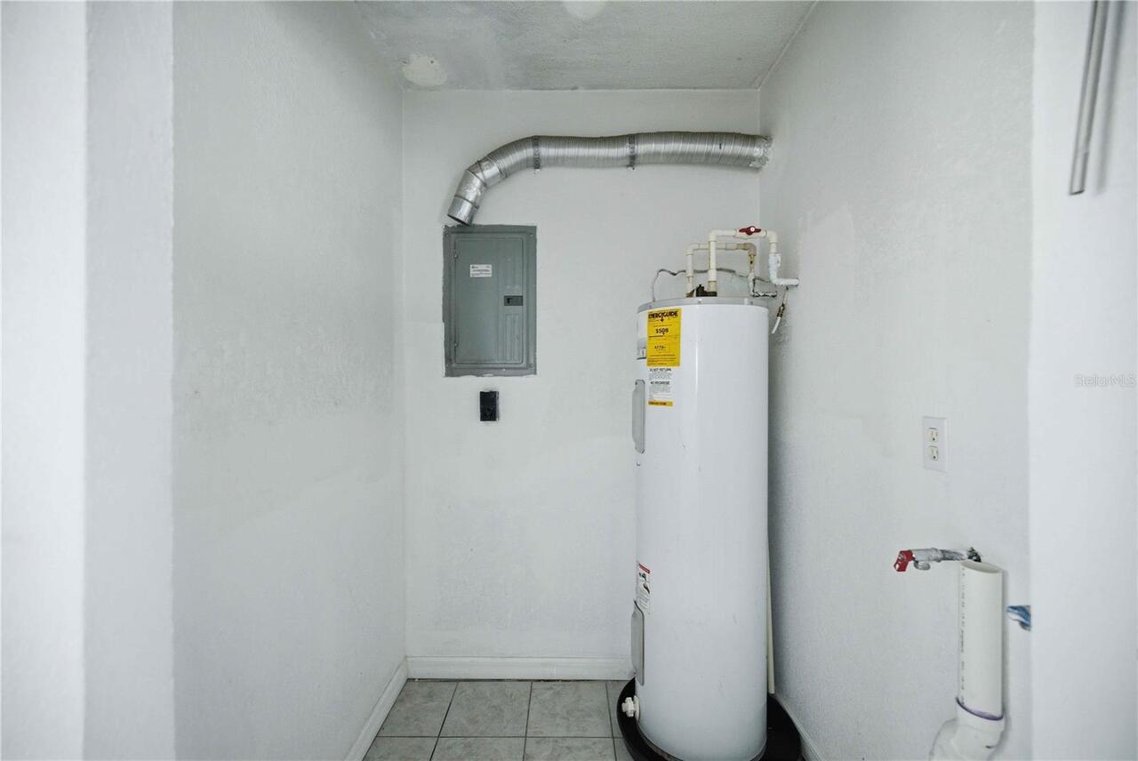 Listing Photo 11