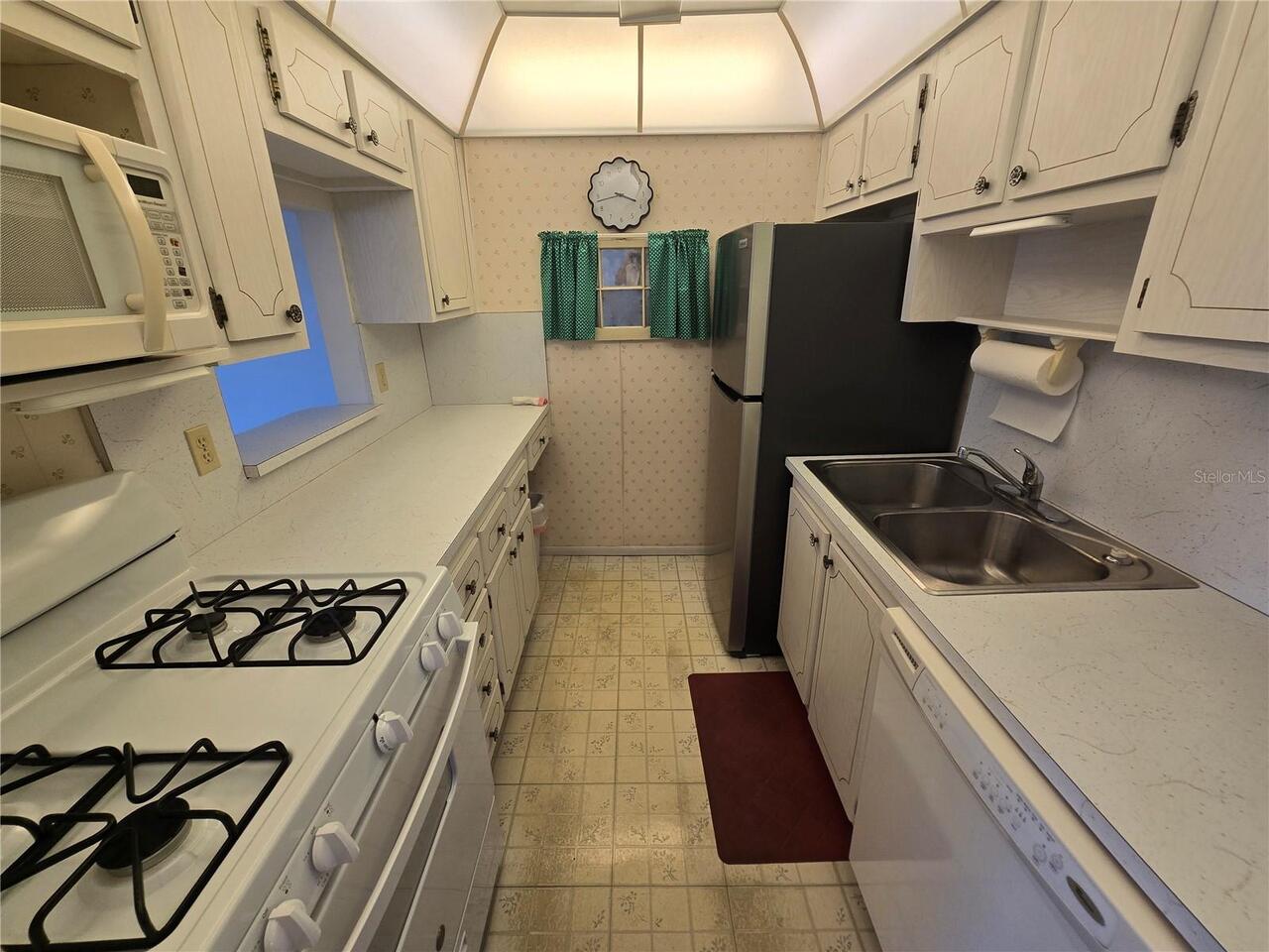 Listing Photo 13