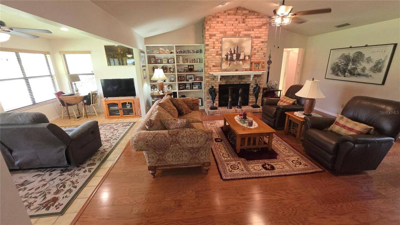 Listing Photo 18