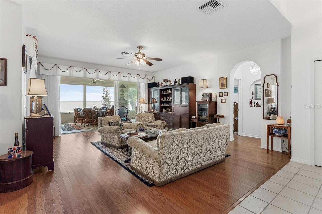 Listing Photo 7