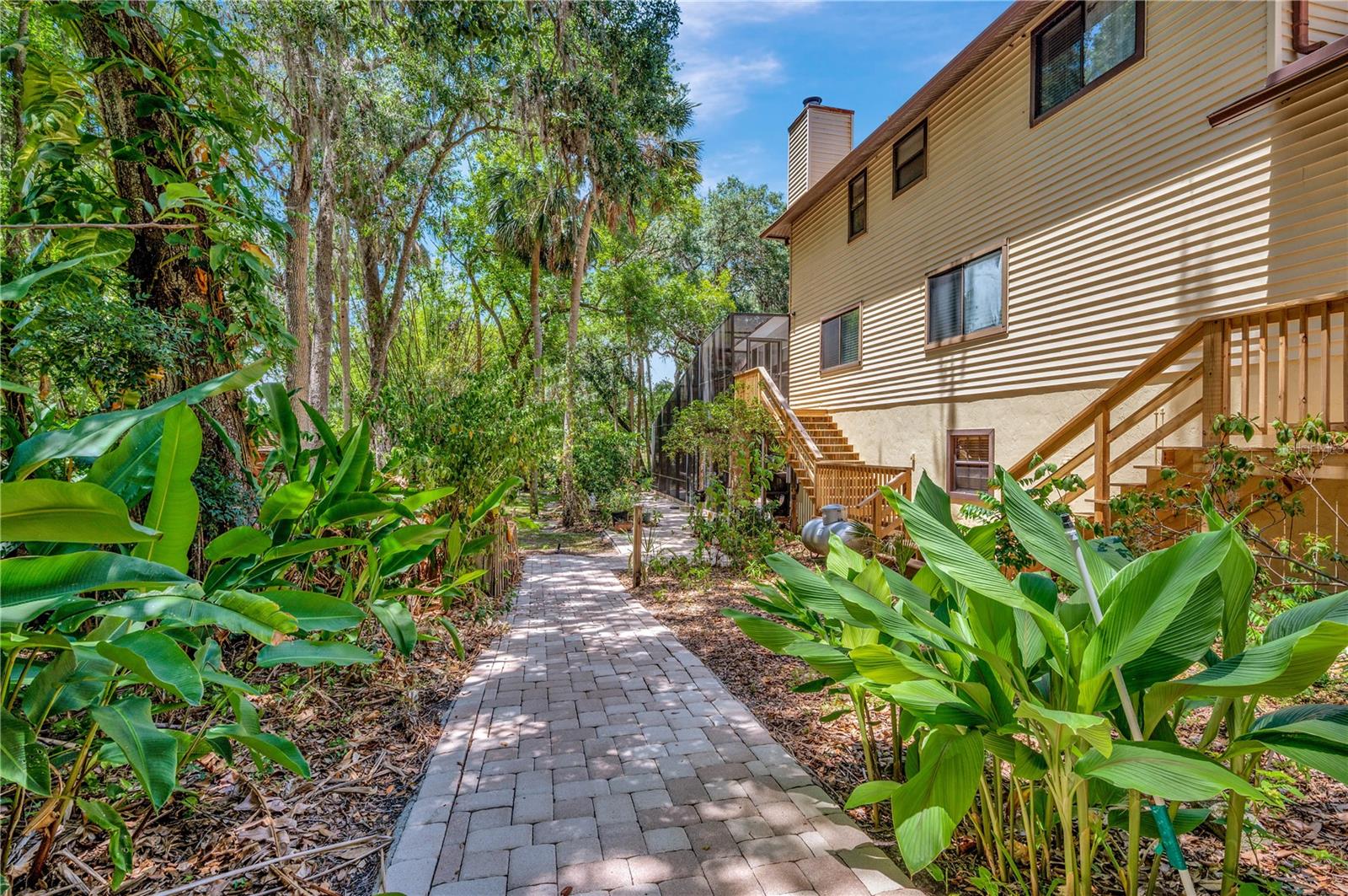 Listing Photo 16