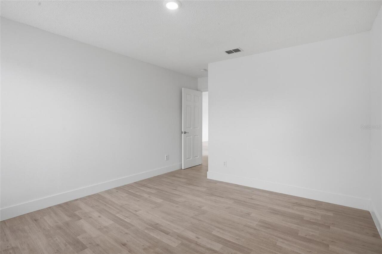 Listing Photo 42