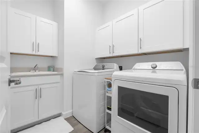 Listing Photo 12