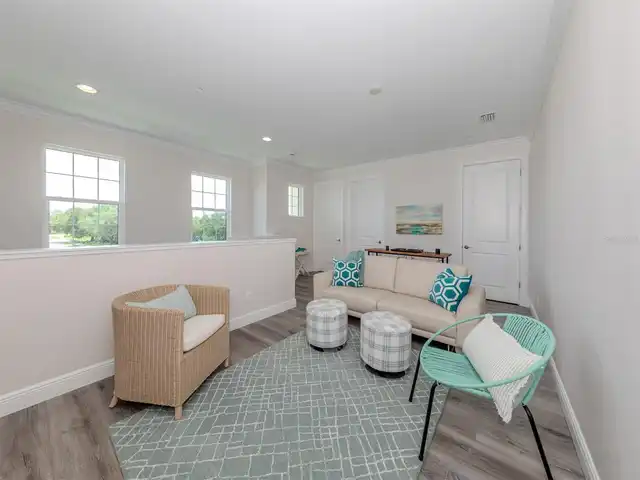 Listing Photo 16