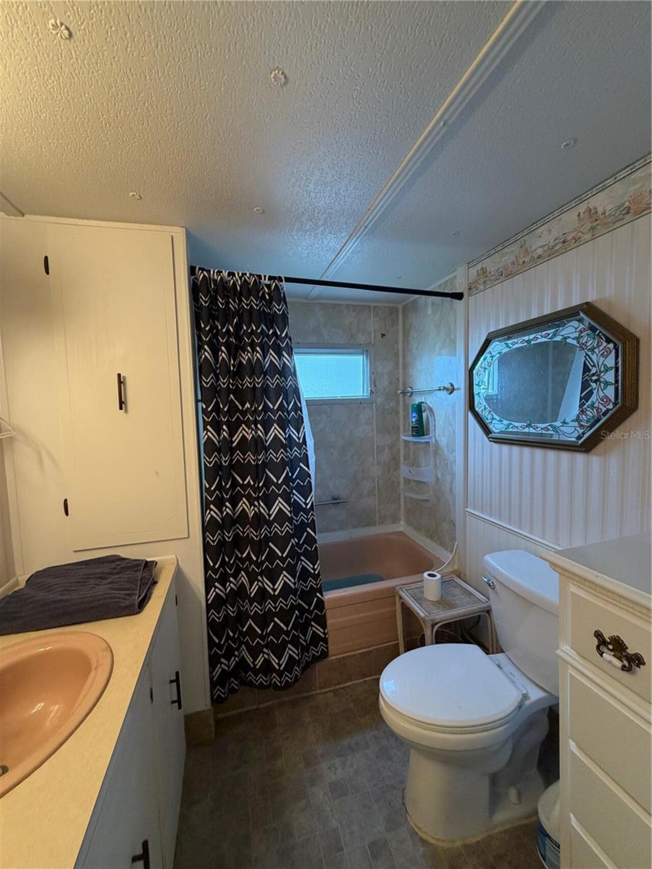 Listing Photo 9