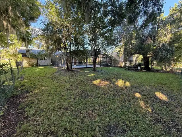 Listing Photo 10