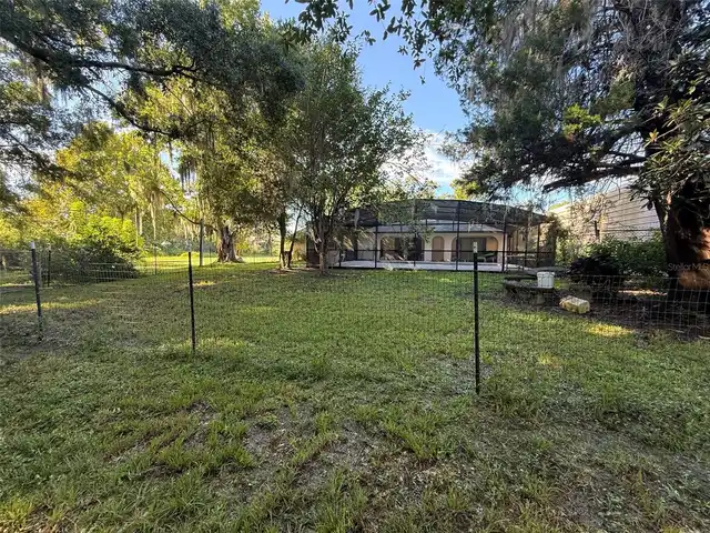 Listing Photo 11