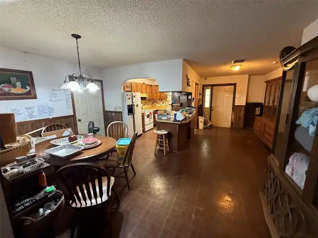 Listing Photo 16