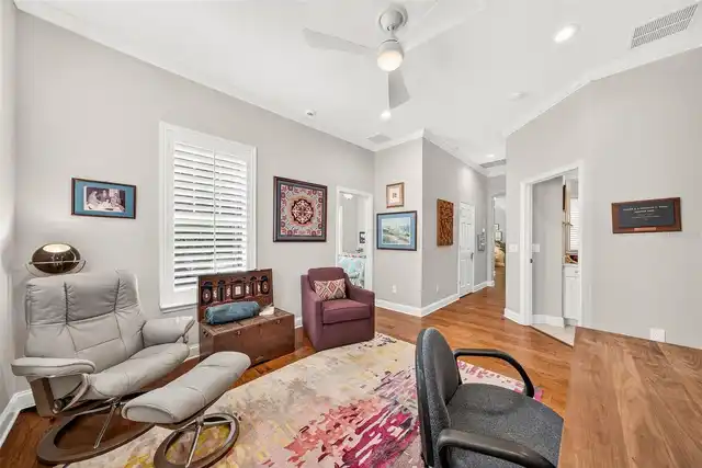 Listing Photo 33