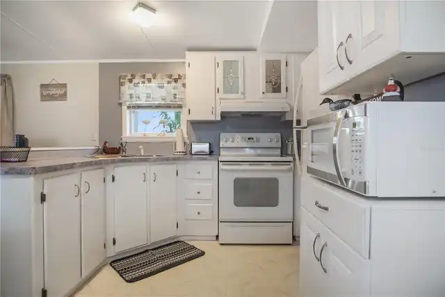 Listing Photo 15