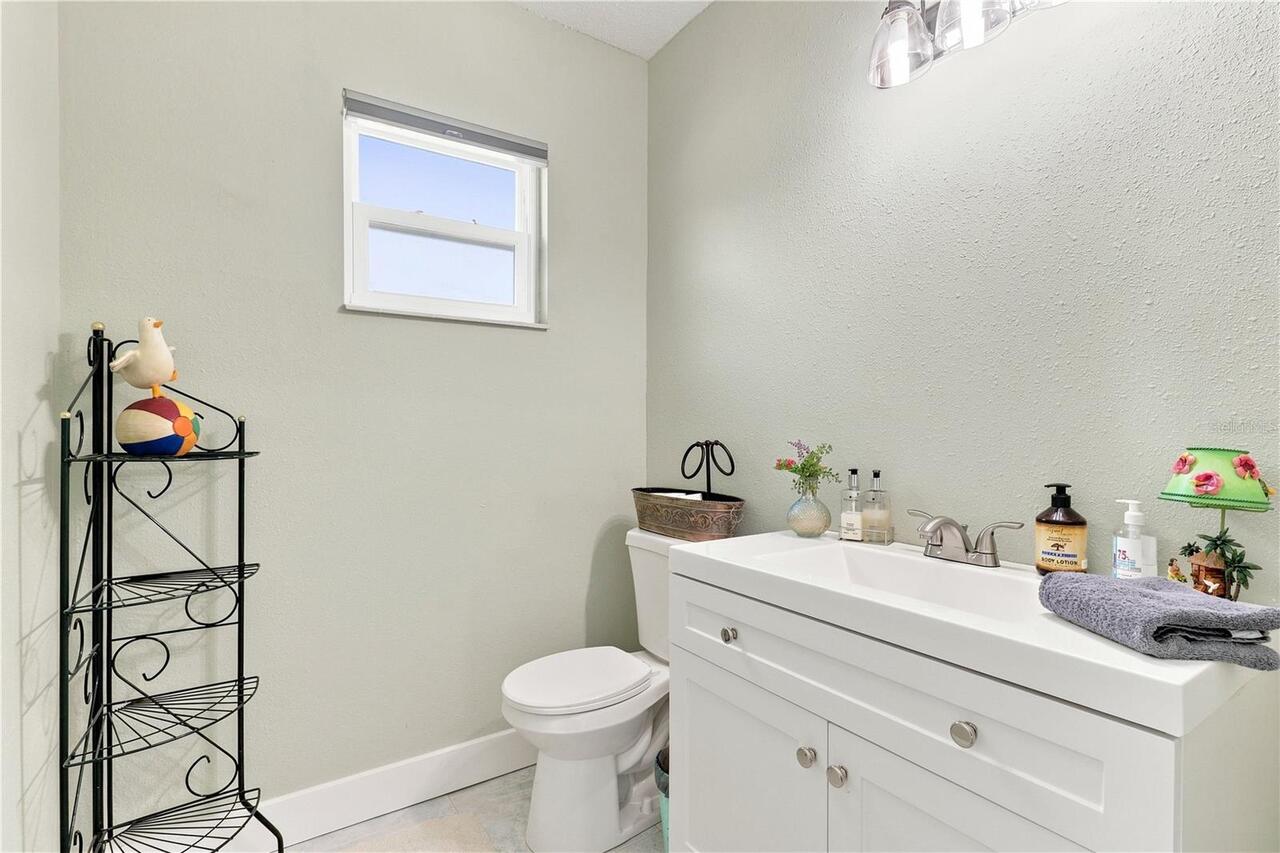 Listing Photo 14