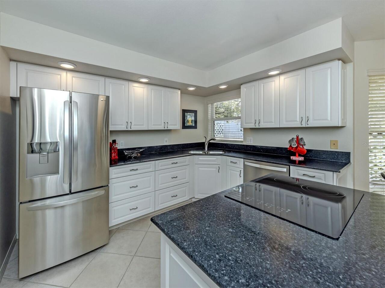Listing Photo 15