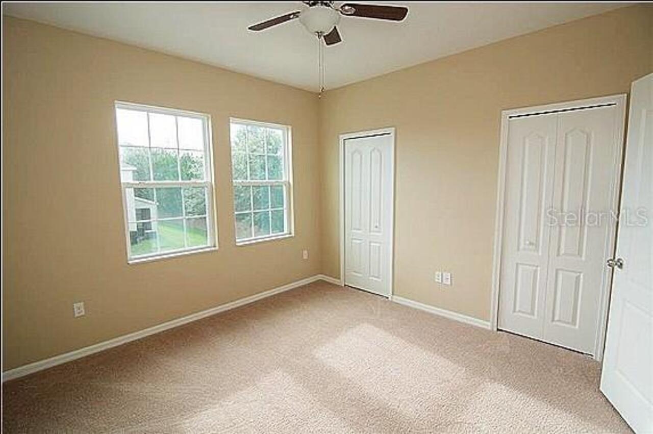 Listing Photo 10