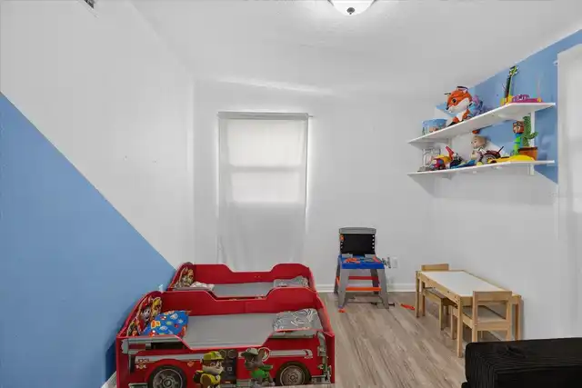 Listing Photo 33