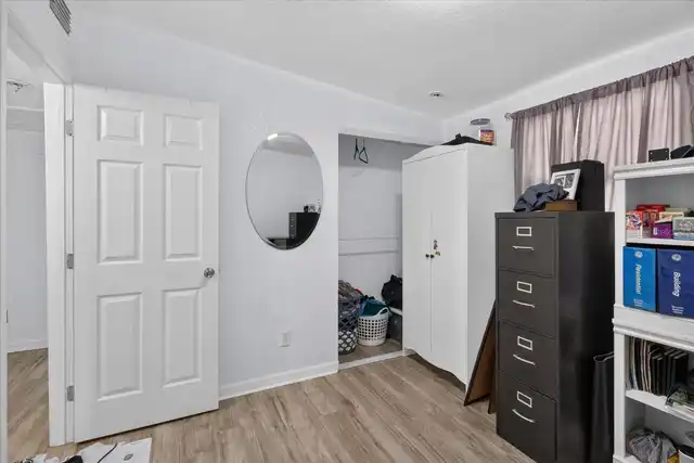 Listing Photo 37