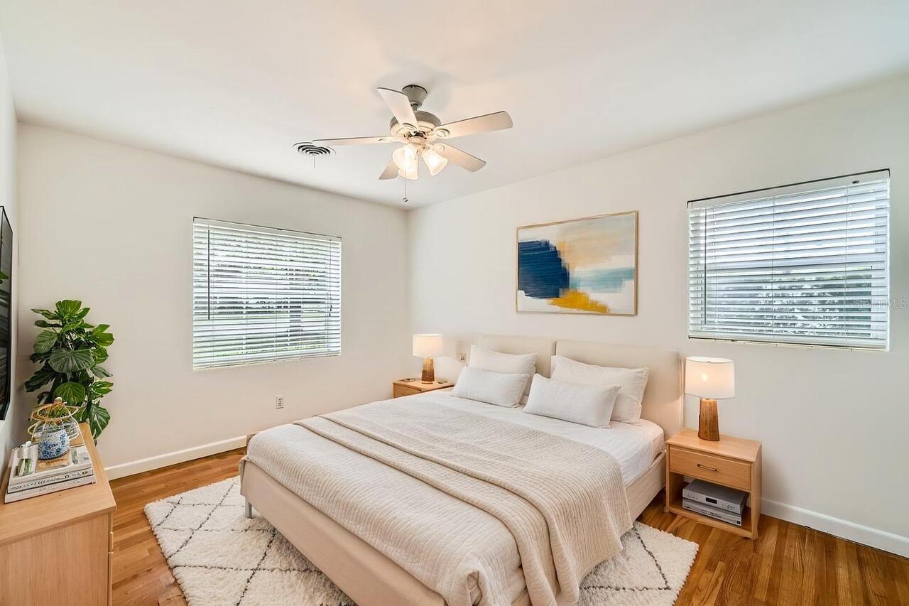 Listing Photo 9