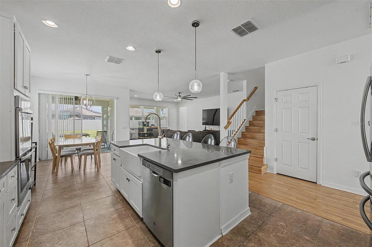 Listing Photo 10