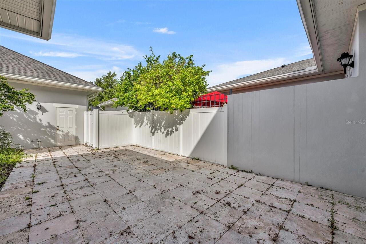 Listing Photo 23