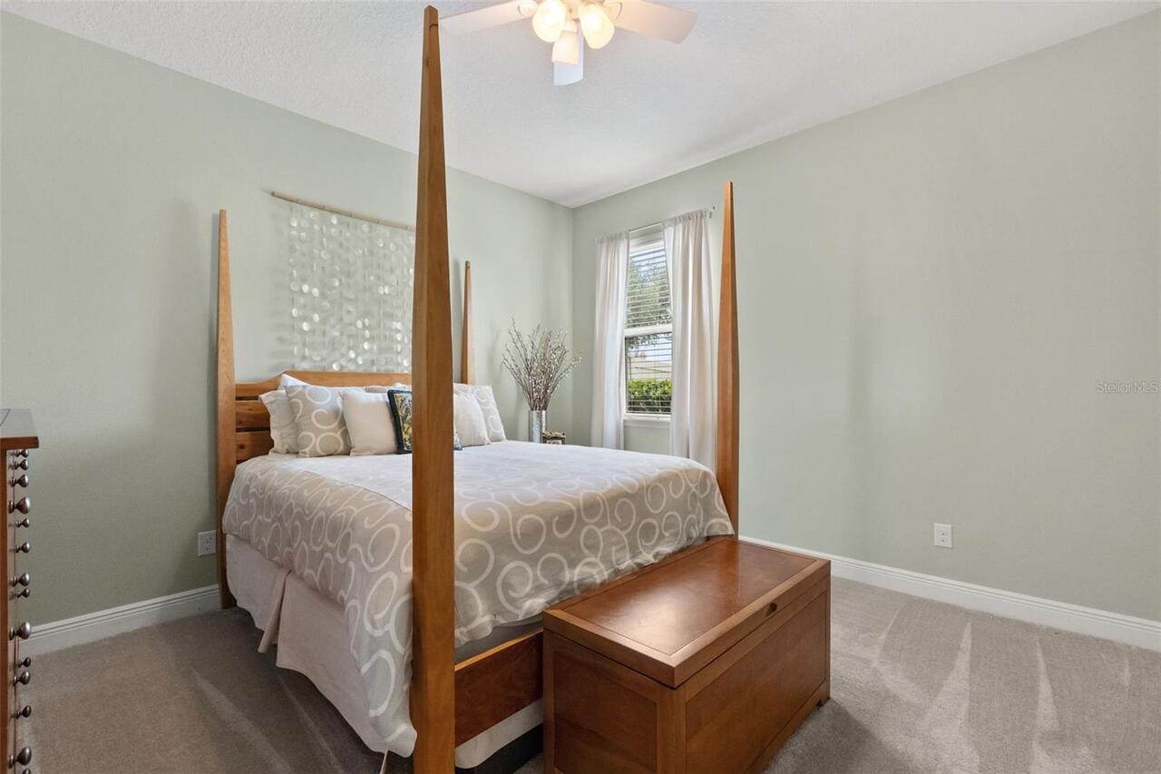 Listing Photo 14