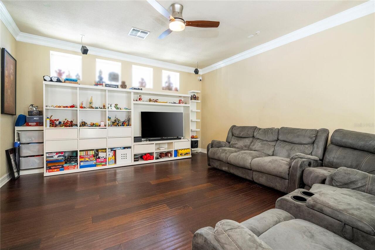 Listing Photo 22