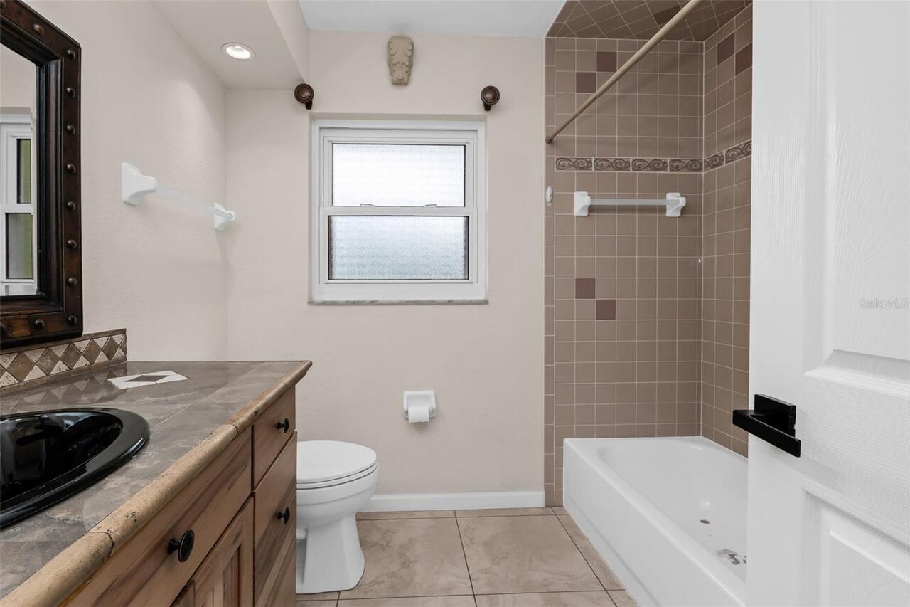 Listing Photo 42