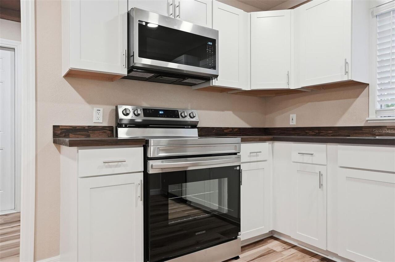 Listing Photo 22