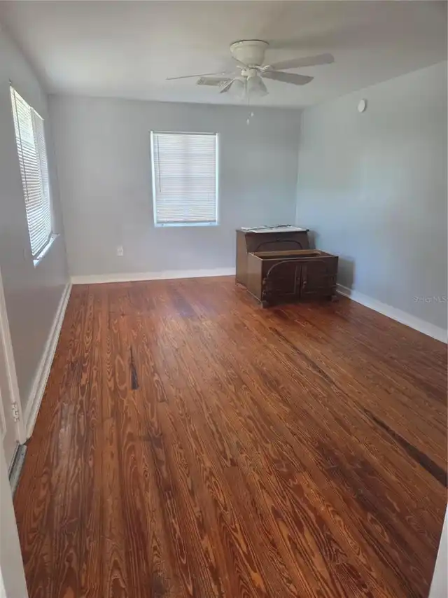 Listing Photo 14